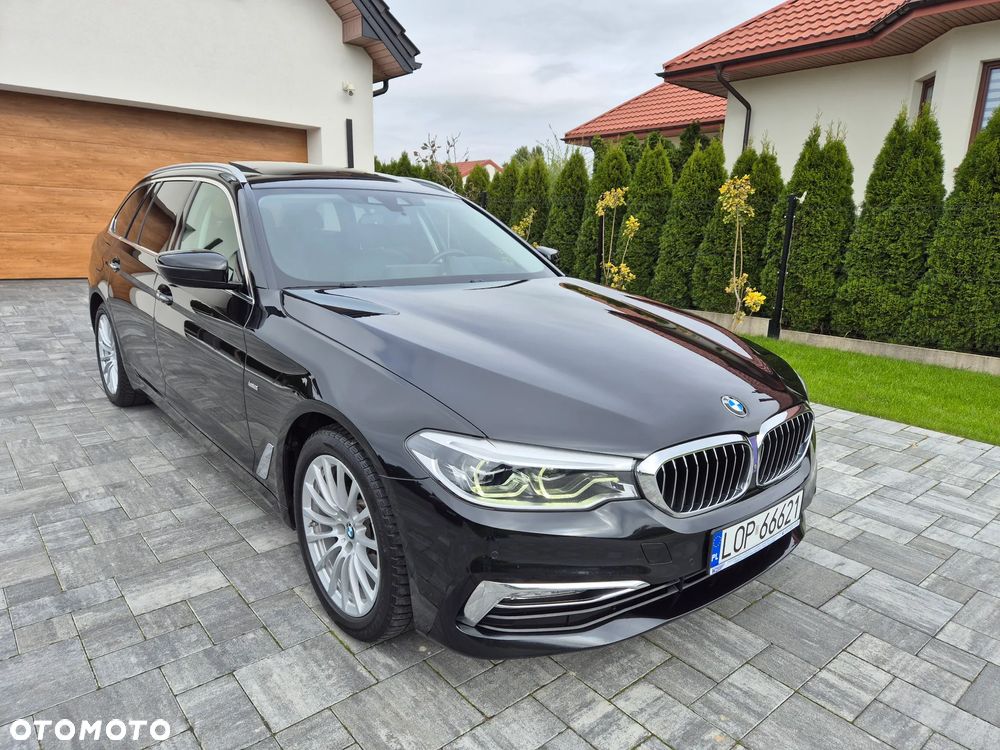 BMW Seria 5 520d Touring Luxury Line - 1