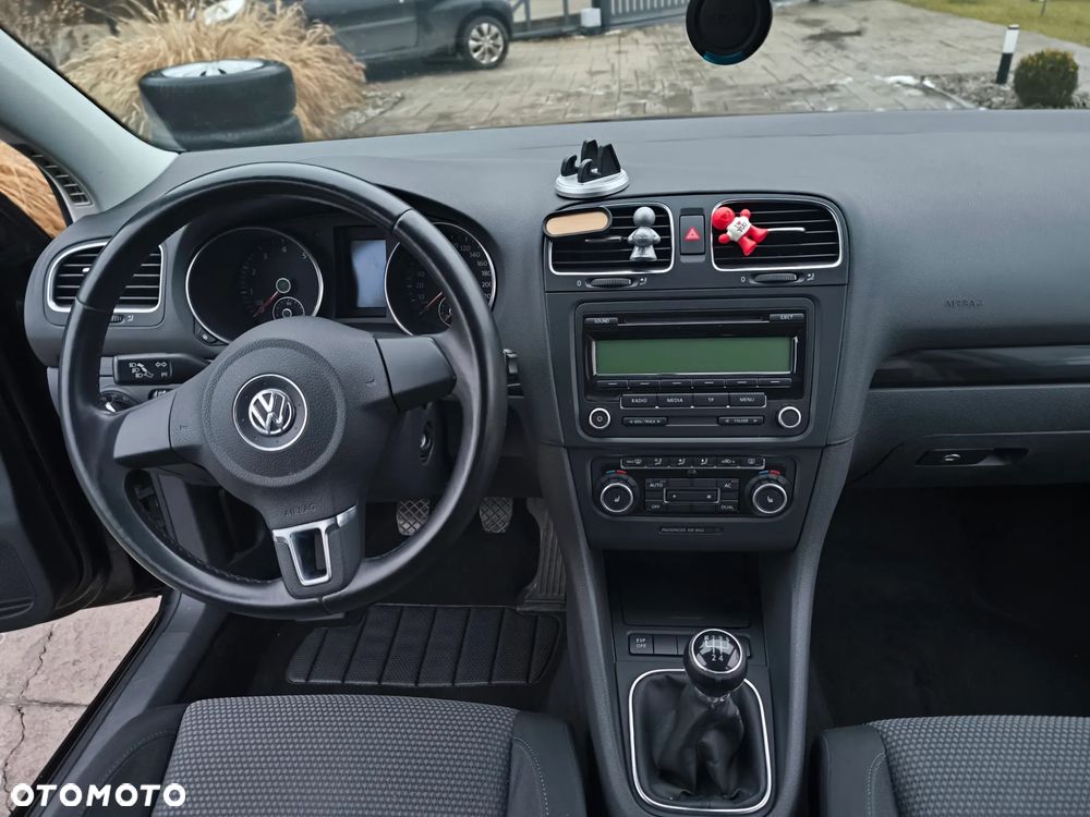 Volkswagen Golf 1.4 Comfortline - 25