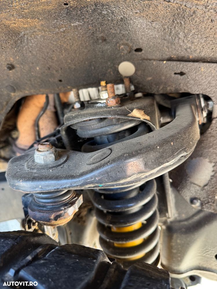 Toyota Land Cruiser - 16