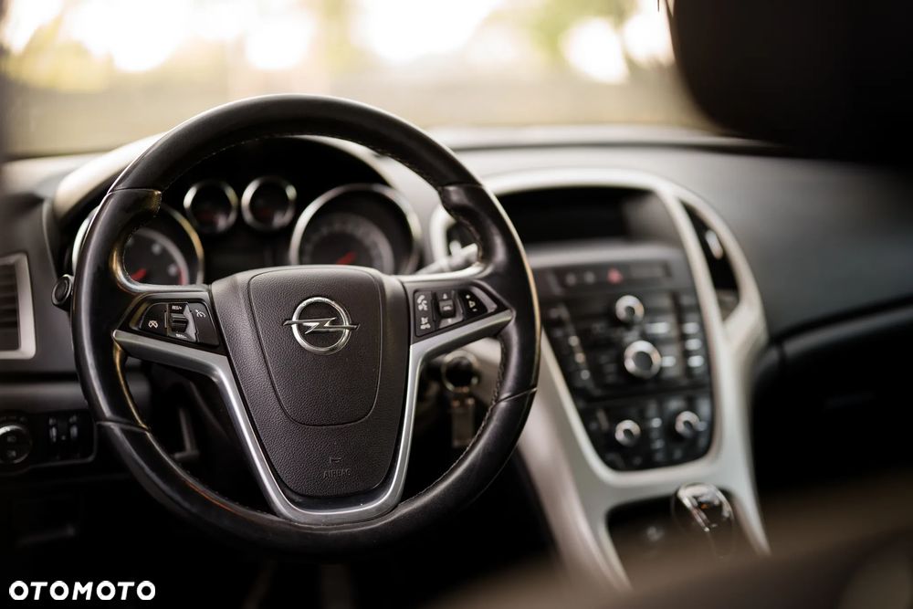 Opel Astra 1.7 CDTI - 9