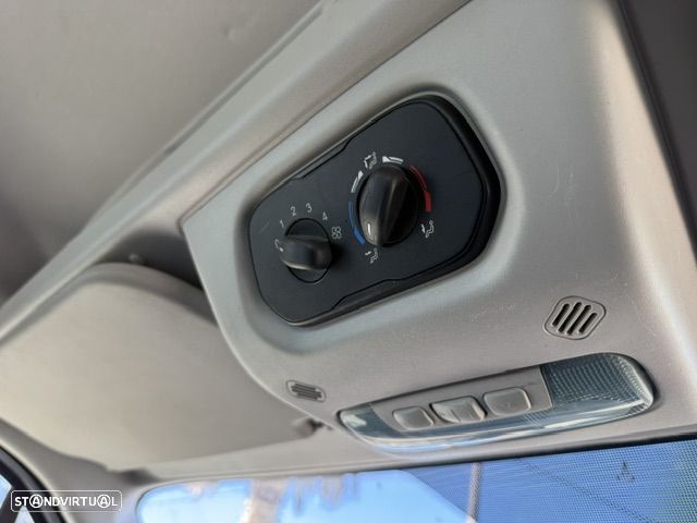 Ford Transit - 15