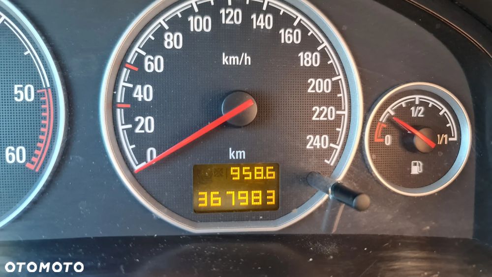 Opel Vectra 1.9 CDTI Sport - 17