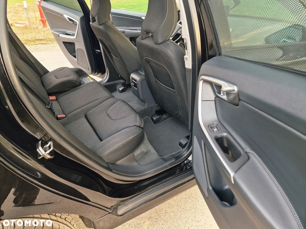 Volvo XC 60 D3 Kinetic - 13