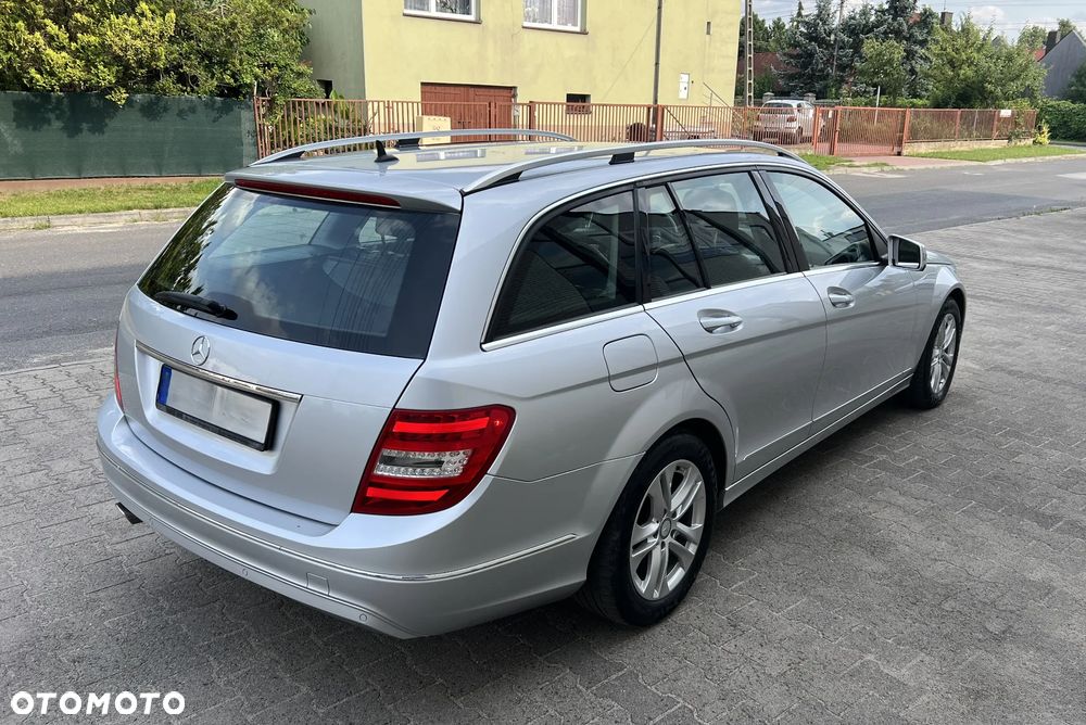 Mercedes-Benz Klasa C 220 CDI DPF (BlueEFFICIENCY) - 18