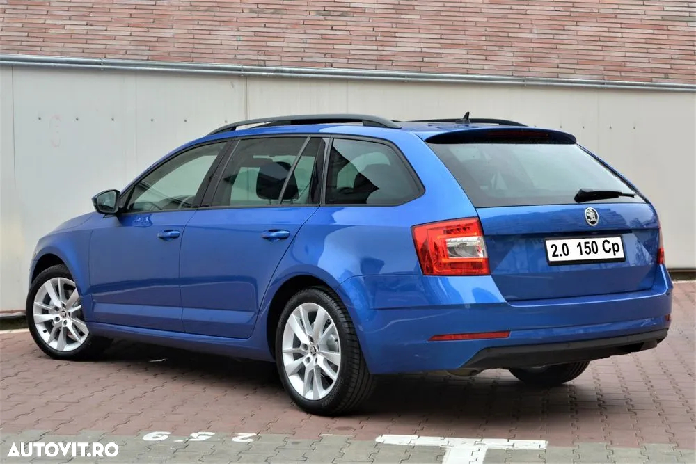 Skoda Octavia 2.0 TDI DSG Ambition - 13