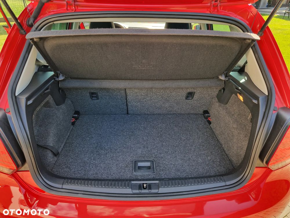 Volkswagen Polo 1.4 16V Highline - 19