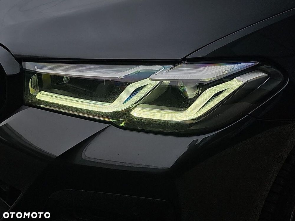 BMW Seria 5 - 21