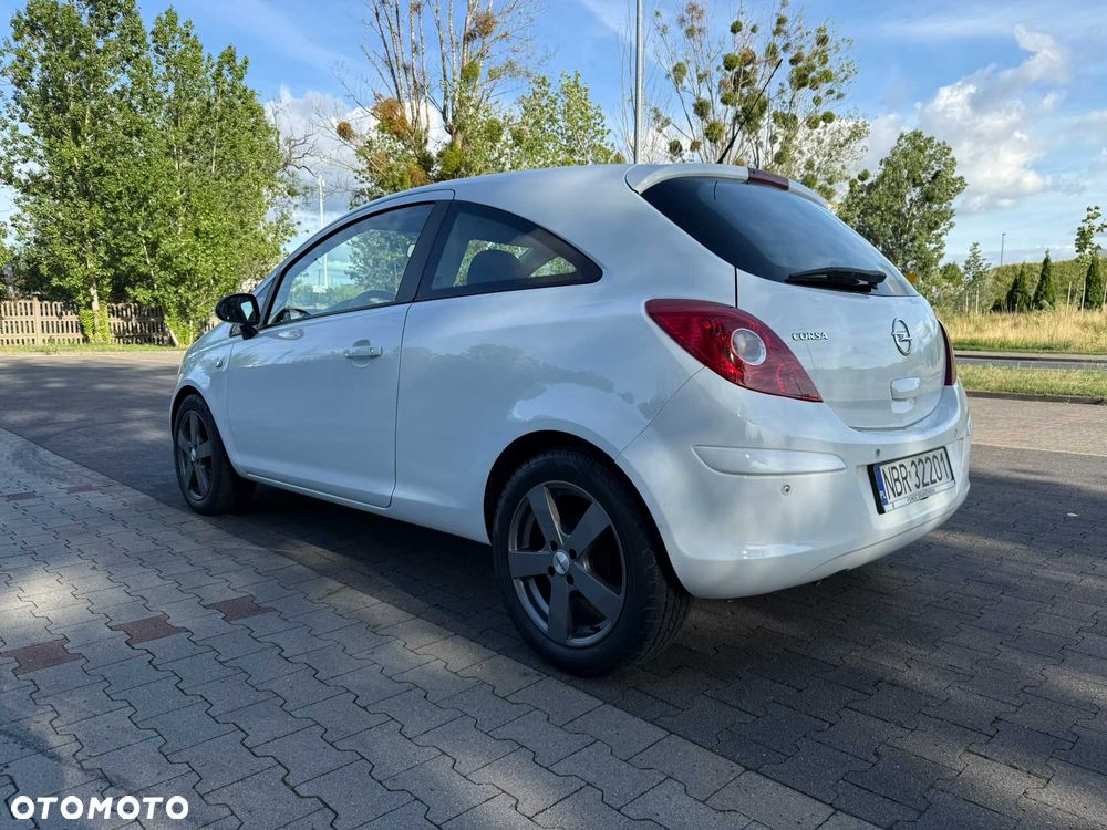 Opel Corsa - 4