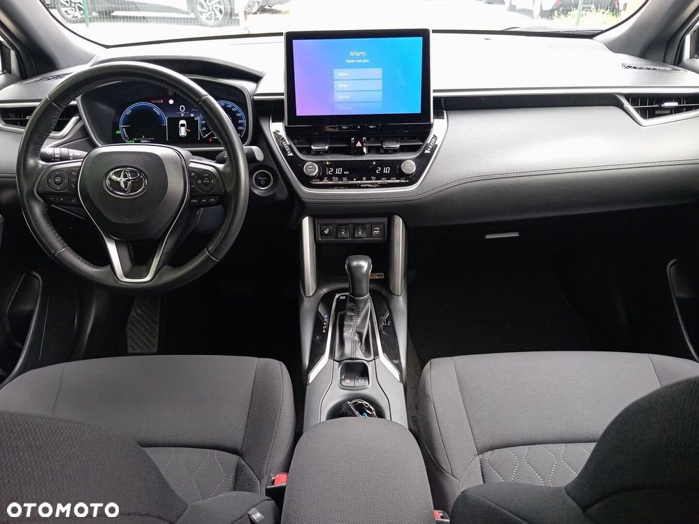 Toyota Corolla Cross - 3