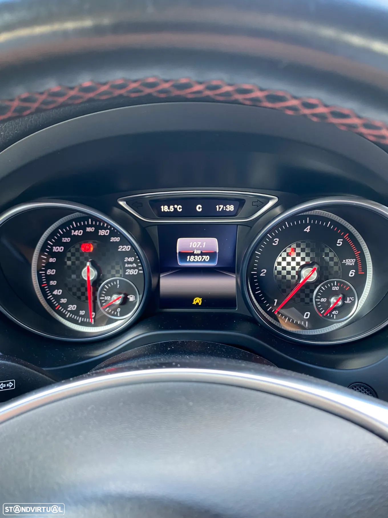 Mercedes-Benz A 160 d AMG Line - 20