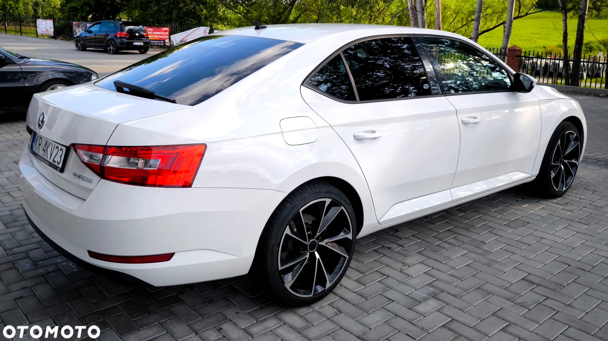 Skoda Superb 1.6 TDI Active - 3