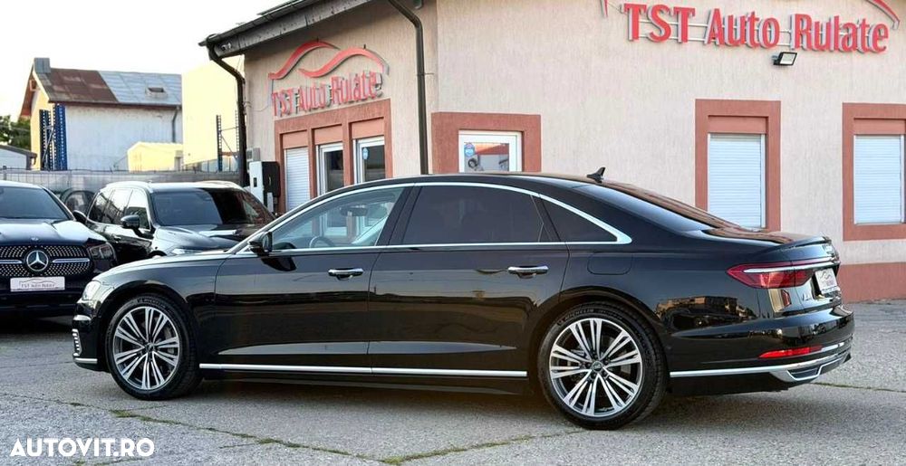 Audi A8 - 6