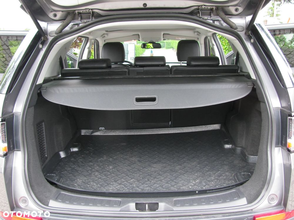 Land Rover Discovery Sport TD4 HSE - 30