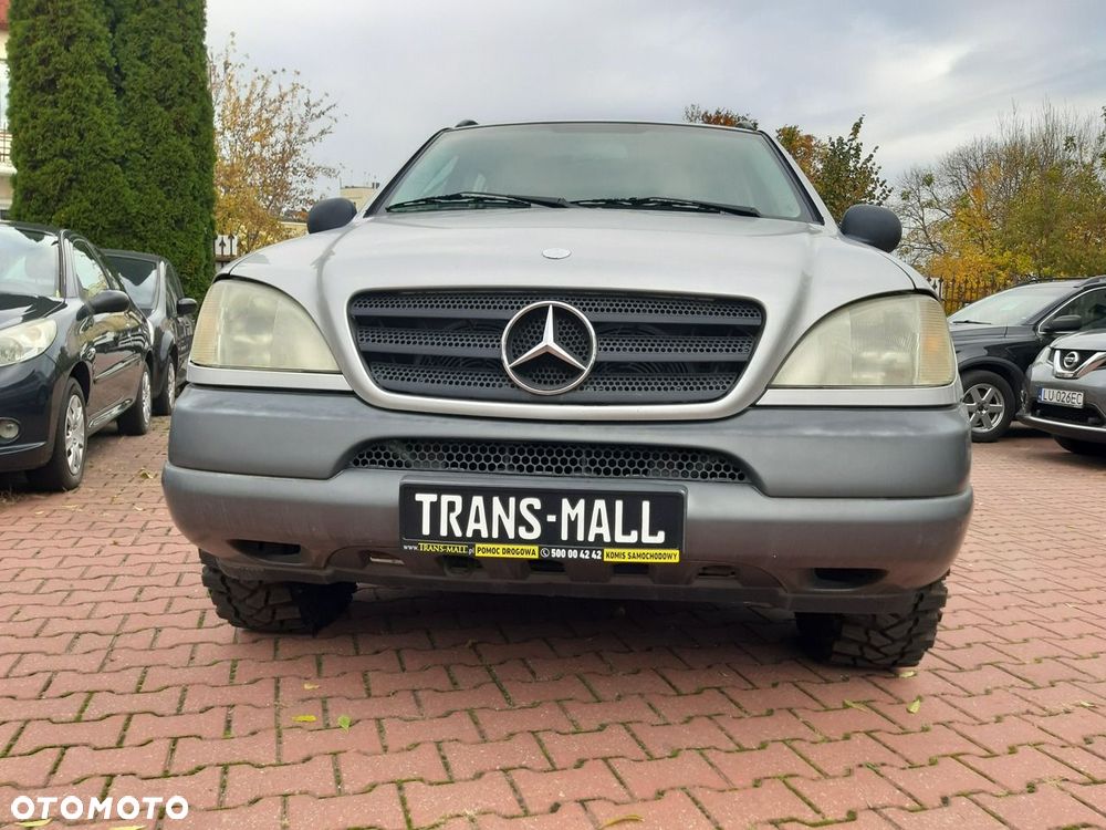 Mercedes-Benz ML 2000