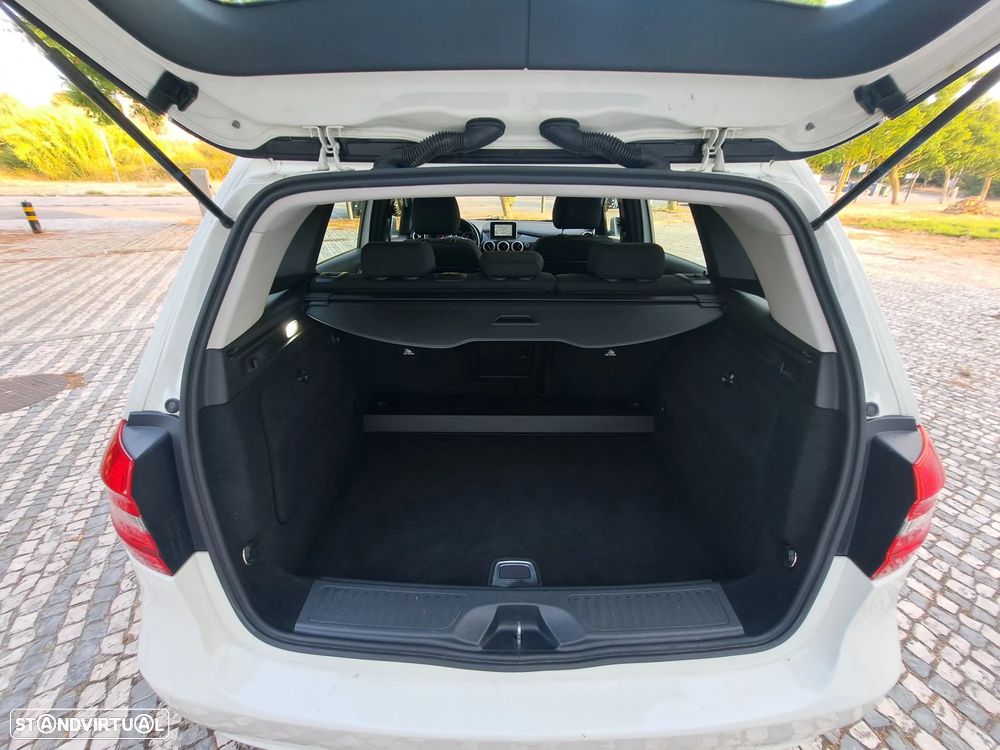Mercedes-Benz B 180 CDI Urban - 26