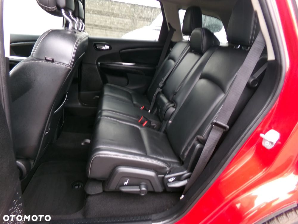 Fiat Freemont 2.0 Multijet Lounge AWD - 4
