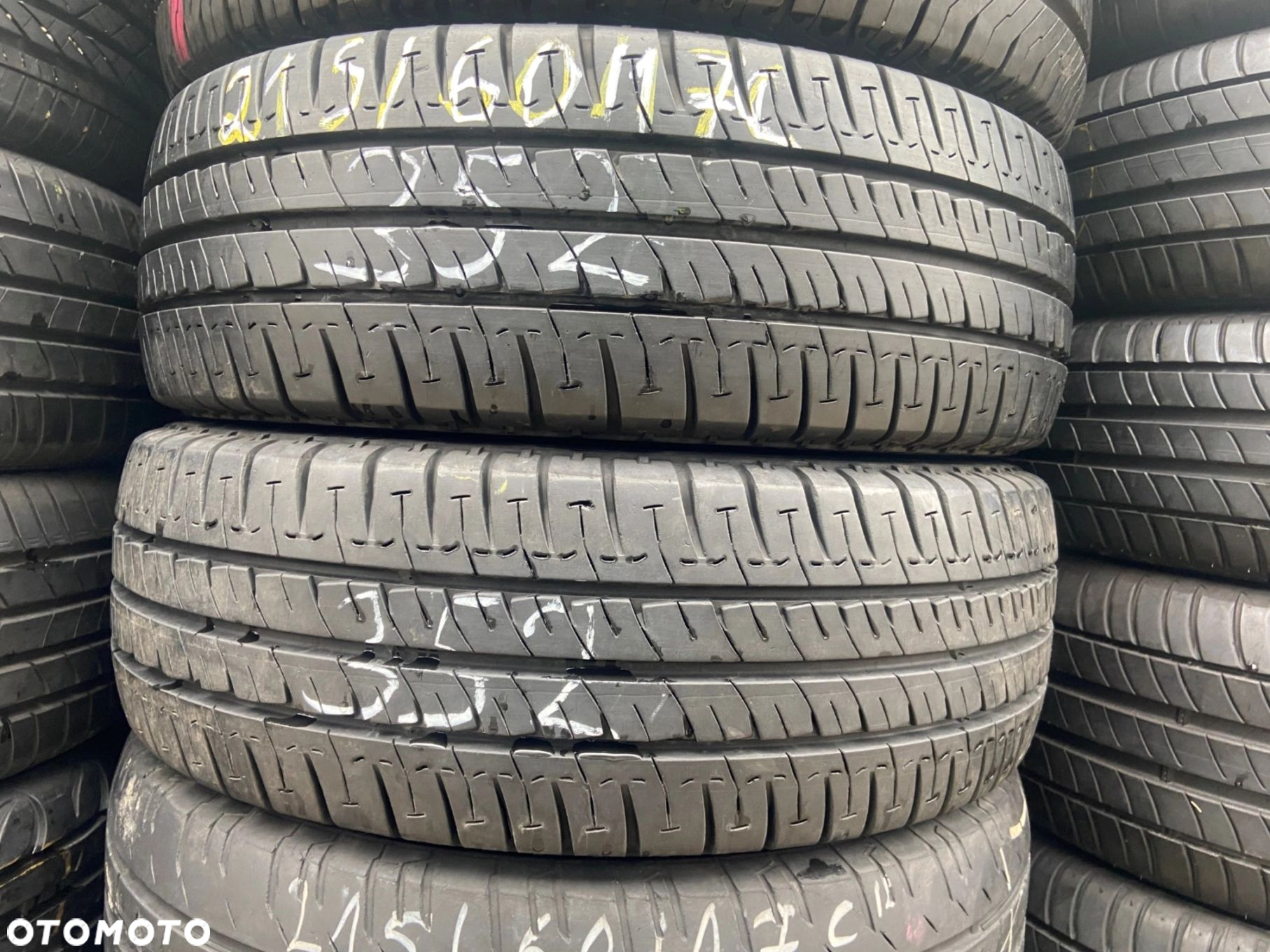 215/60/17C Michelin Agilis_8mm_2szt_(352) - 2