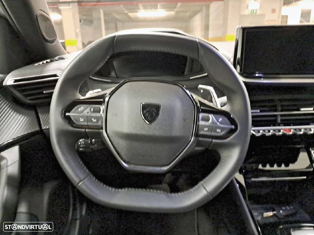 Peugeot 2008 1.2 Hybrid Allure e-DCS6 - 12