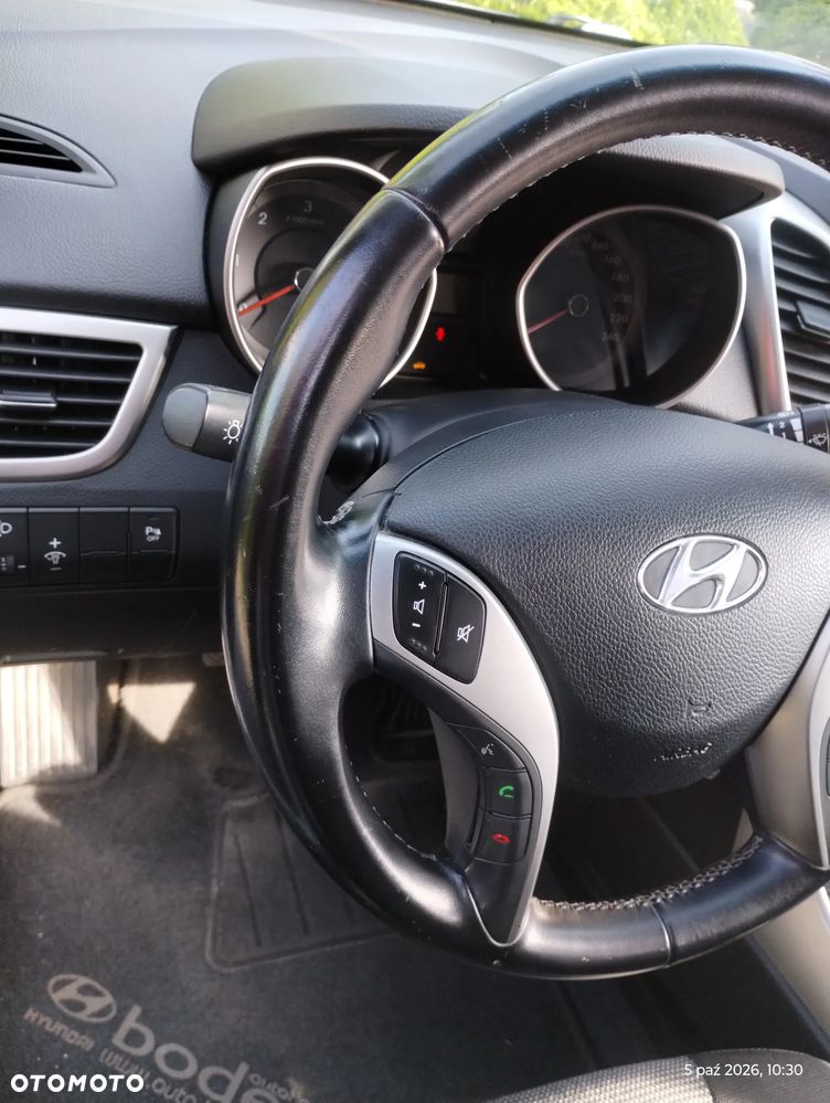 Hyundai i30 - 22