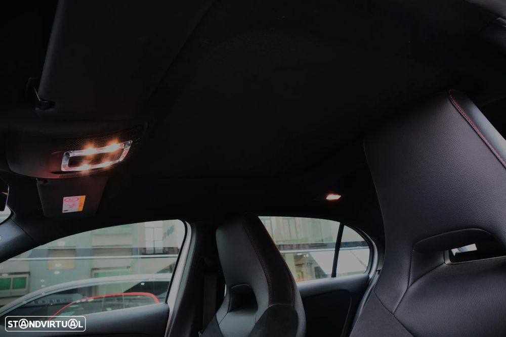 Mercedes-Benz A 180 d AMG Line Aut. - 33