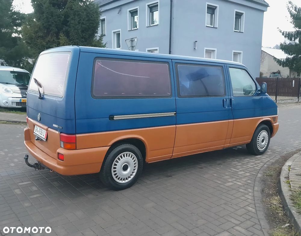 Volkswagen Caravelle GL - 4