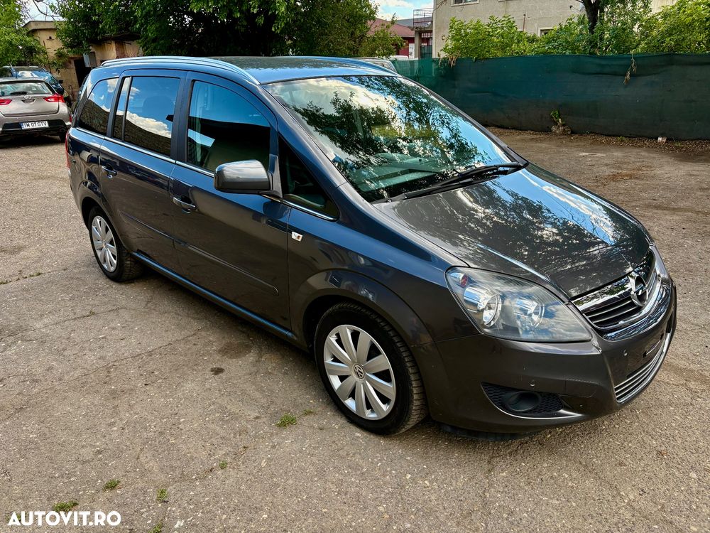 Opel Zafira 1.7 CDTI Essentia - 1