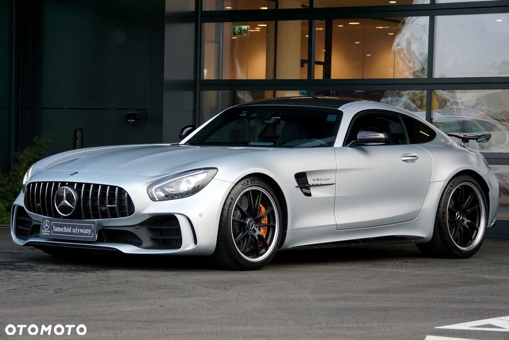 Mercedes-Benz AMG GT R - 9