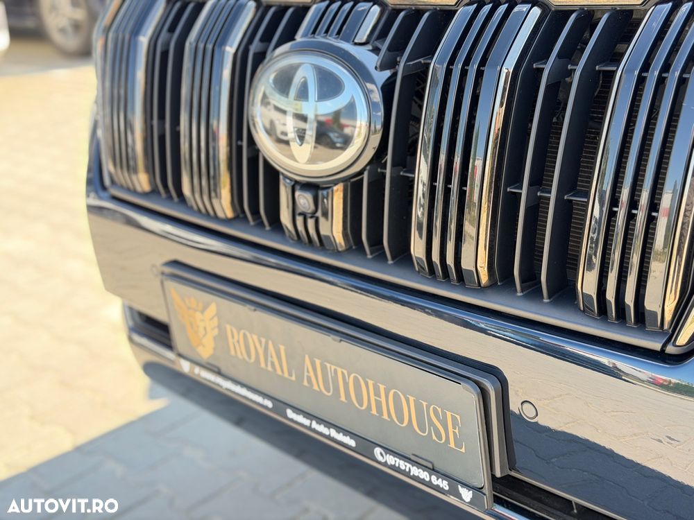 Toyota Land Cruiser 2.8l D-4D 204 CP A/T 7 locuri Luxury AVS - 13
