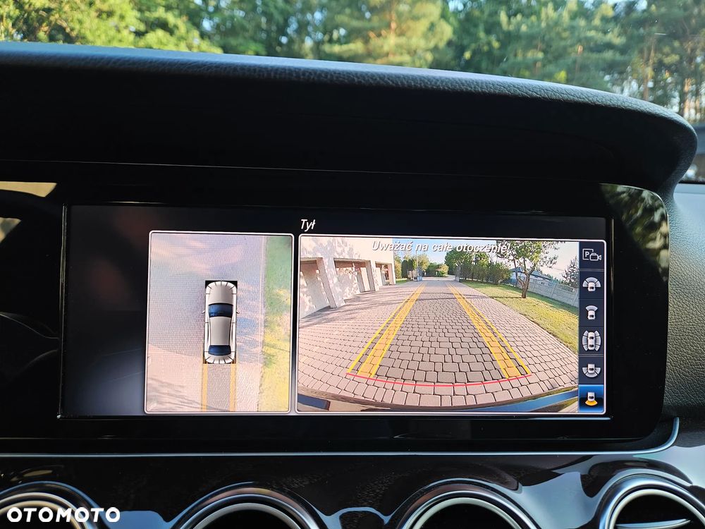 Mercedes-Benz Klasa E 300 9G-TRONIC - 26