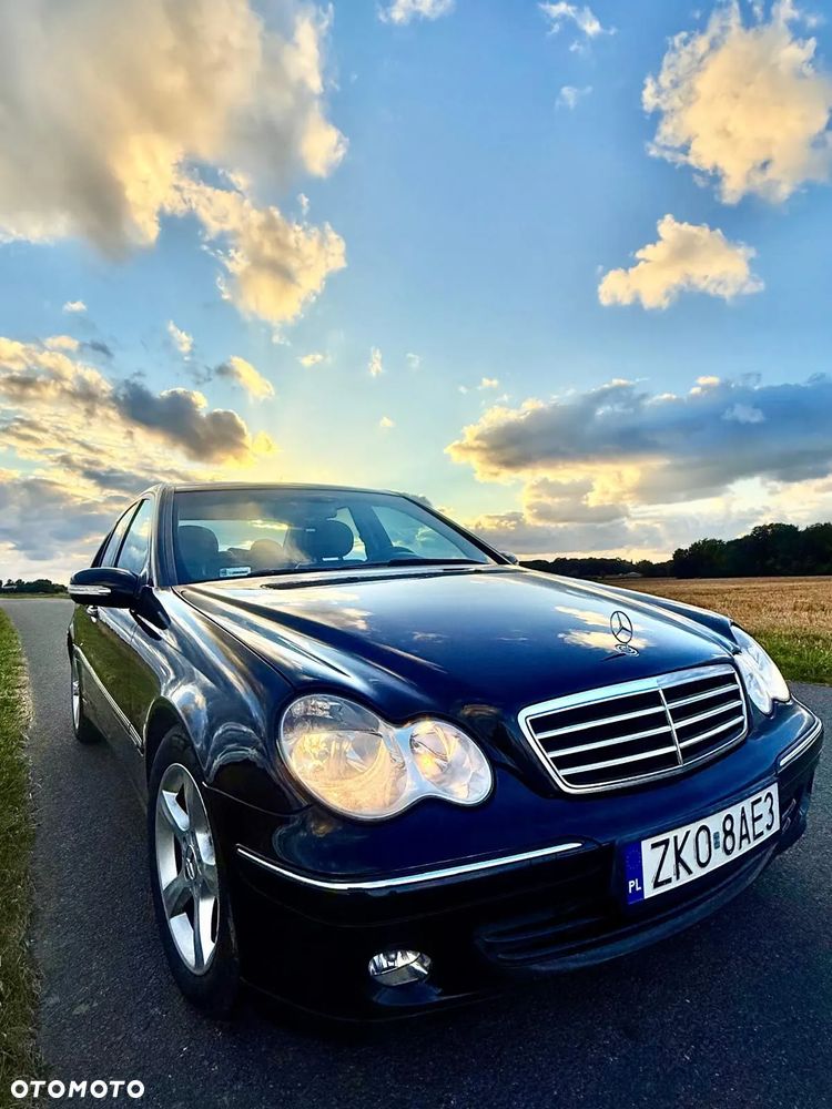 Mercedes-Benz Klasa C 180 Kompressor Automatik Avantgarde - 2