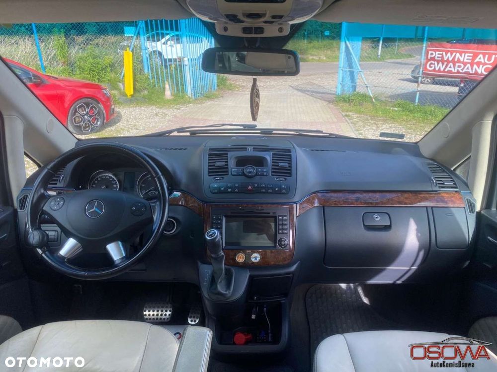 Mercedes-Benz Viano - 32