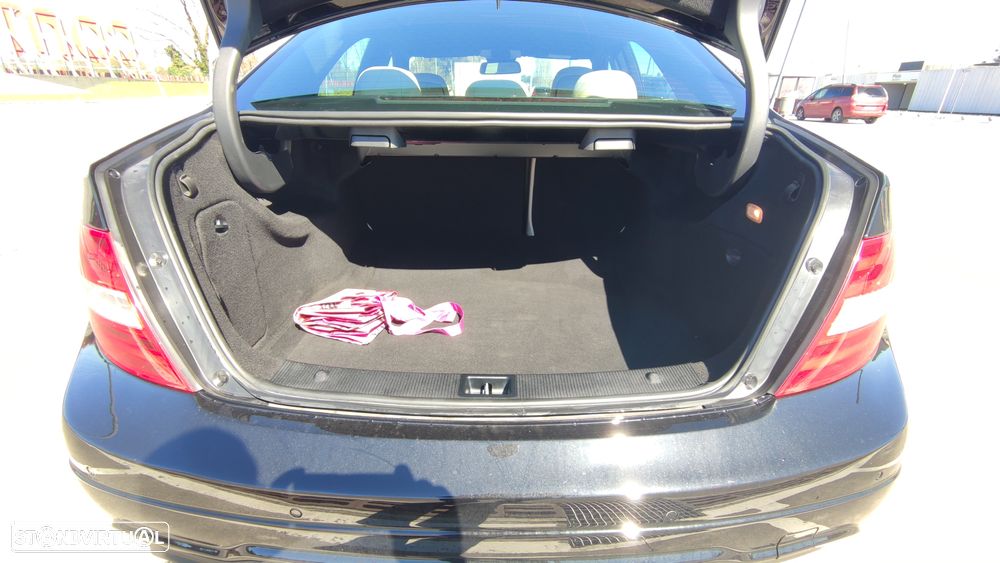 Mercedes-Benz C 250 BlueTEC AMG Line Aut. - 26