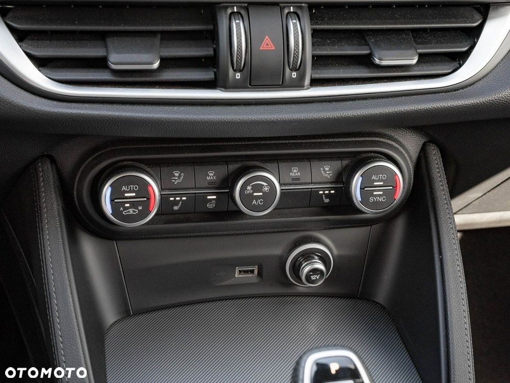 Alfa Romeo Stelvio 2.0 Turbo Veloce Q4 - 20