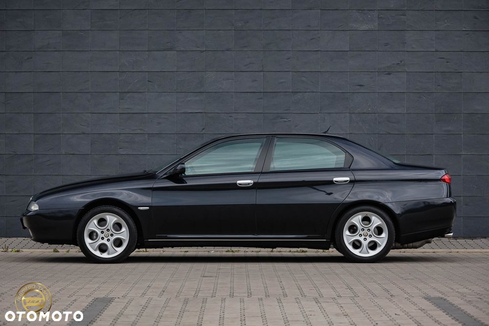 Alfa Romeo 166 - 13