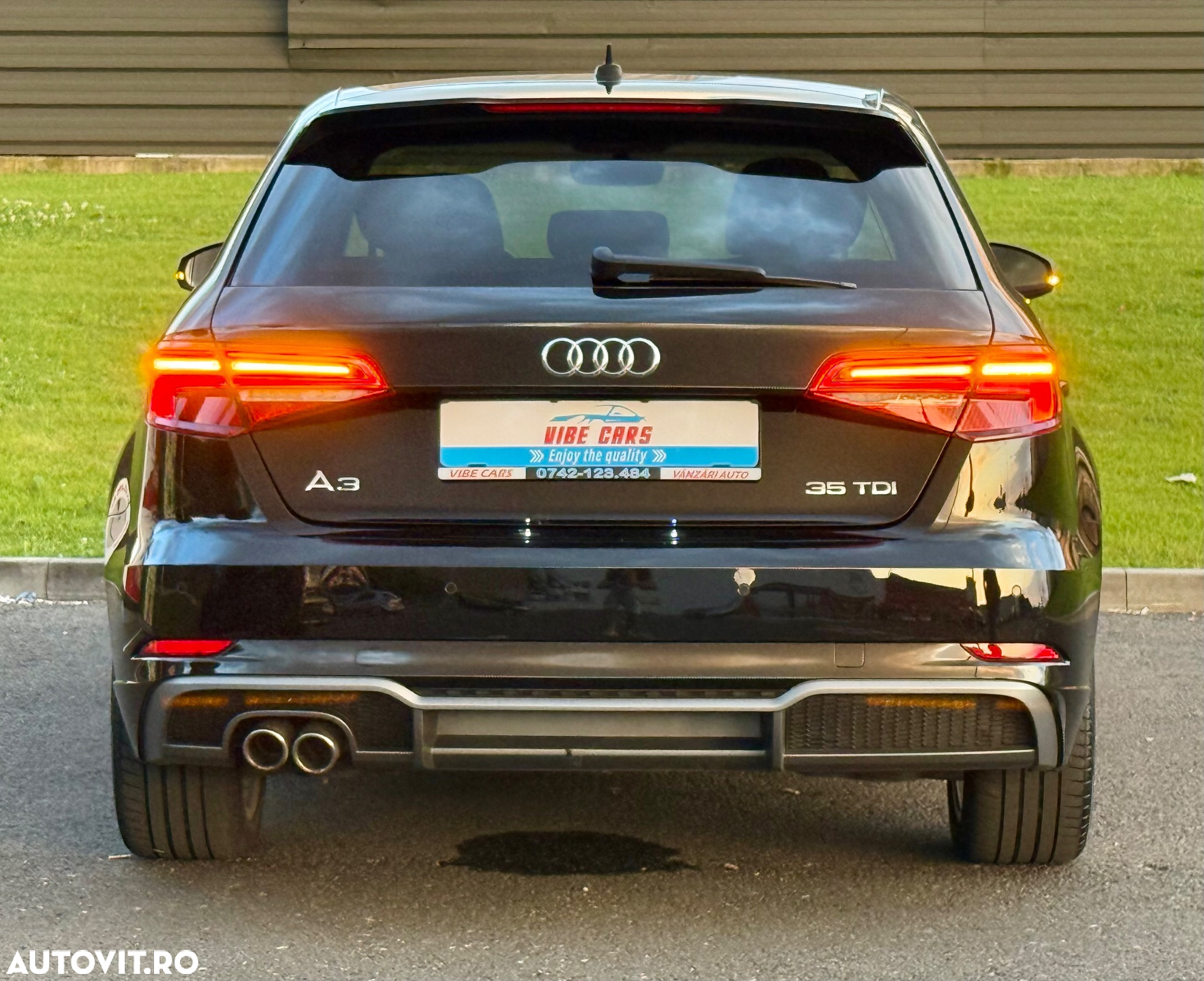 Audi A3 35 TDI Sportback S tronic S line - 3