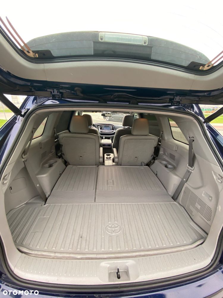 Toyota Highlander - 14