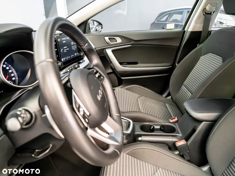 Kia Ceed 1.5 T-GDI M DCT - 21