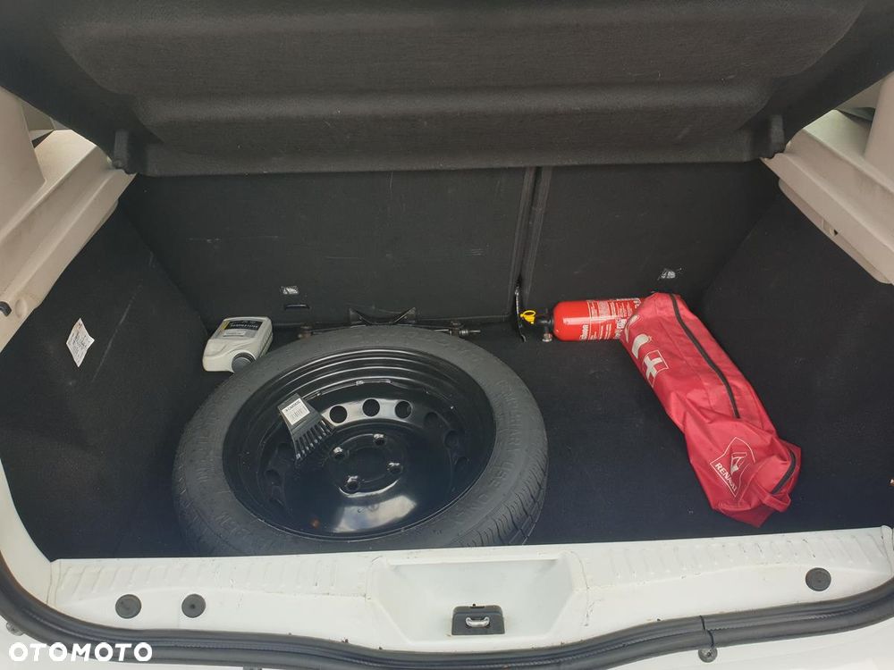 Dacia Sandero 0.9 TCe Laureate S&S - 9