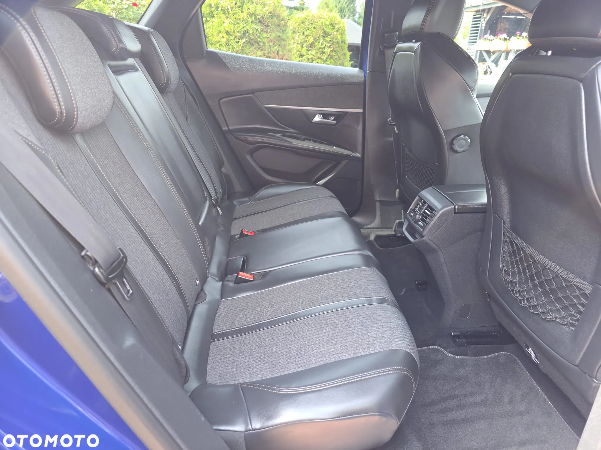 Peugeot 3008 2.0 BlueHDi Allure S&S - 10