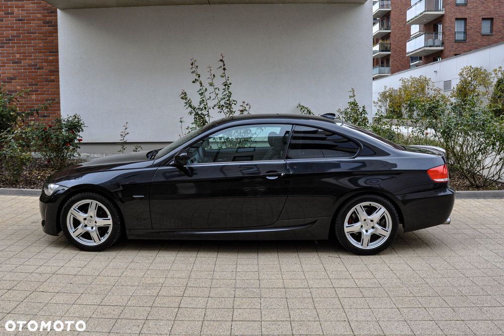 BMW Seria 3 2010 photo 2