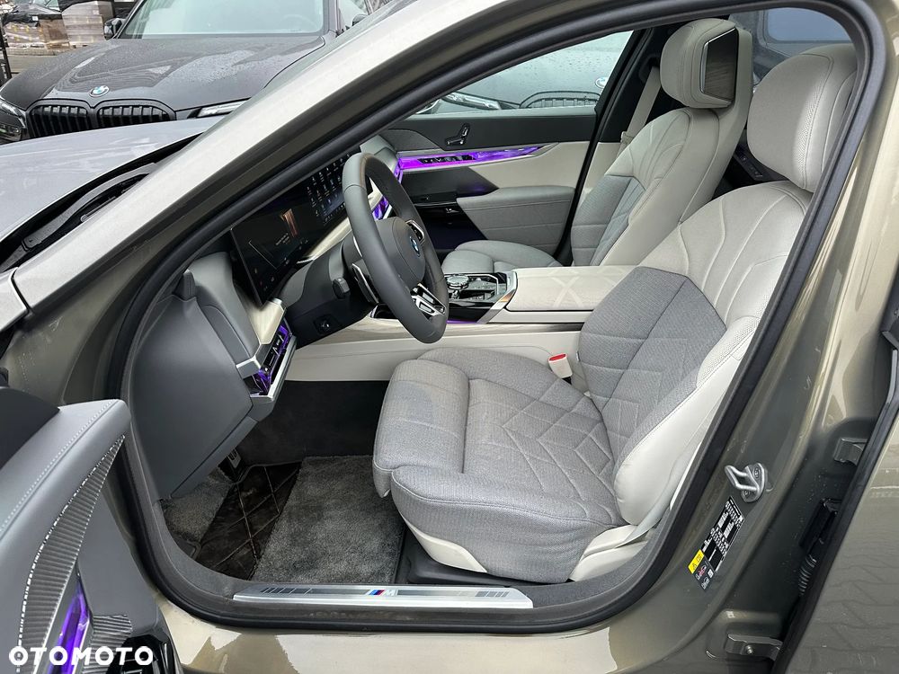 BMW i7 105.7kWh xDrive60 M Sport - 6