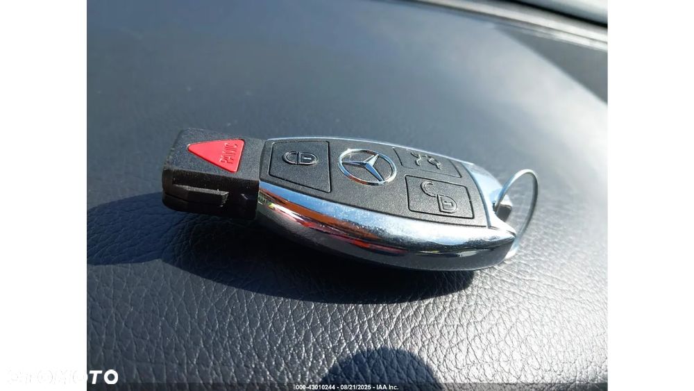 Mercedes-Benz CLA 250 4Matic 7G-DCT - 13