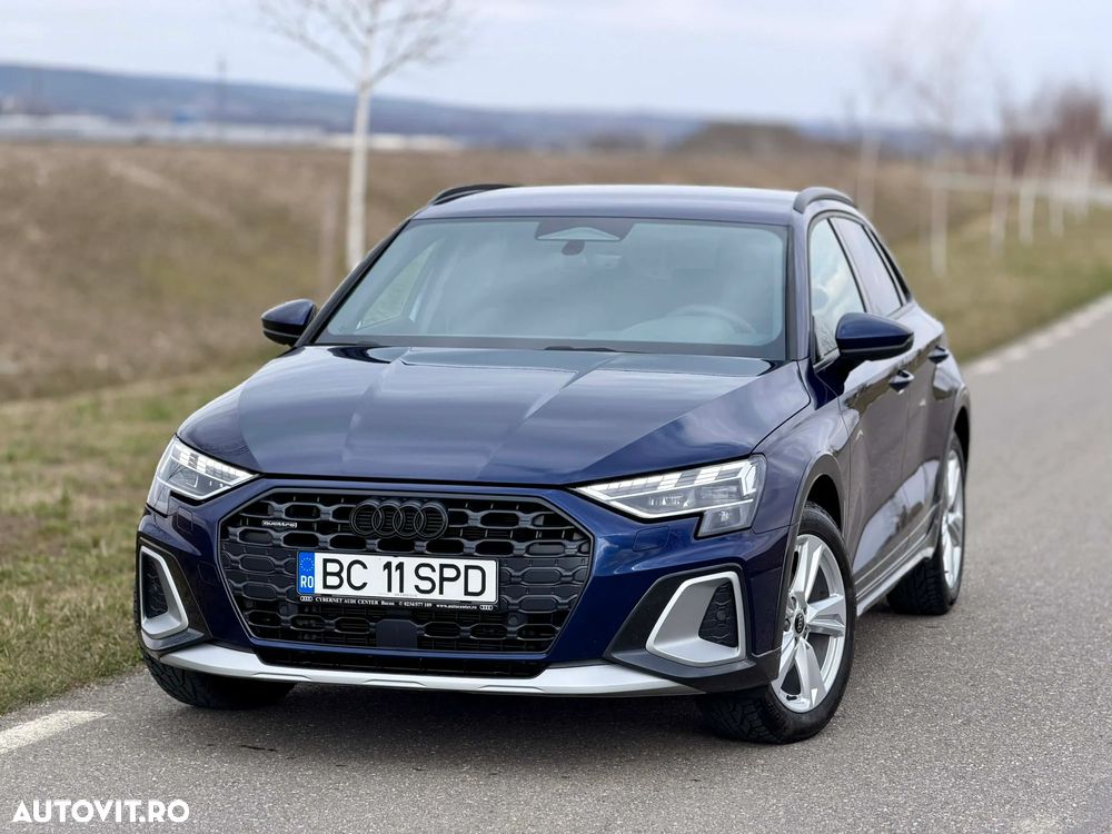 Audi A3 40 TFSI quattro - 1