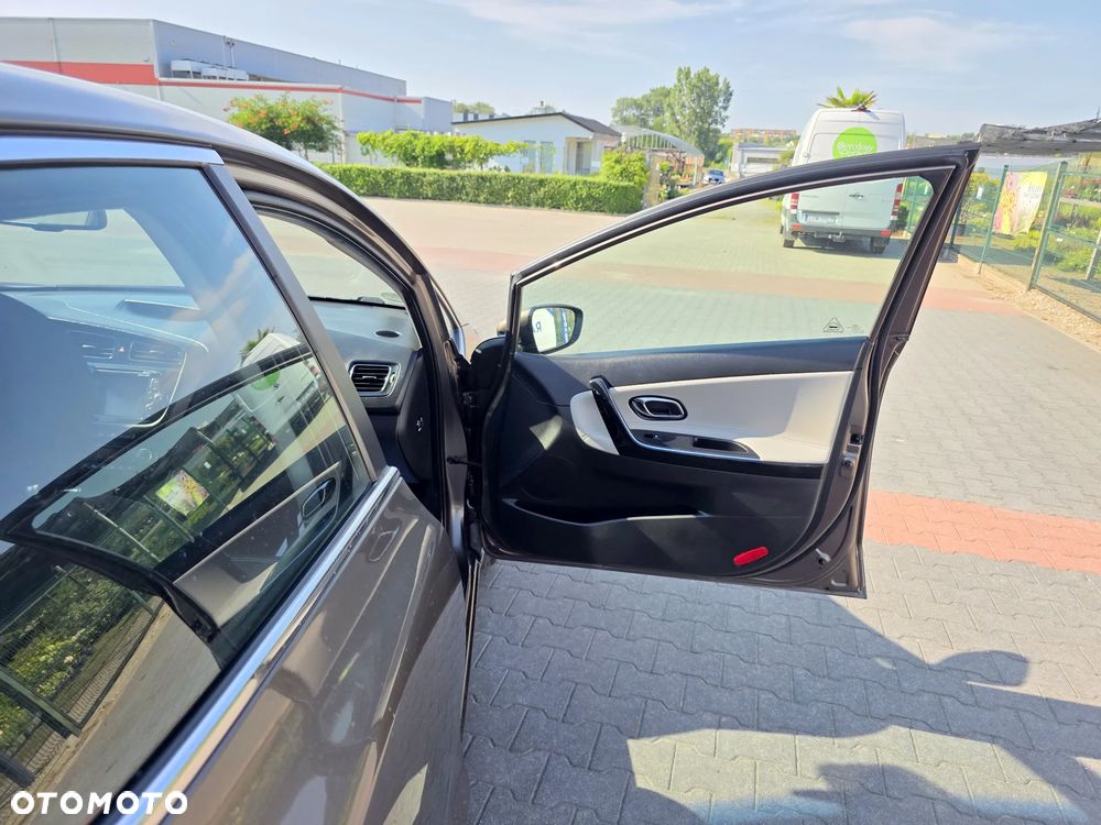 Kia Ceed 1.6 GDI XL - 13