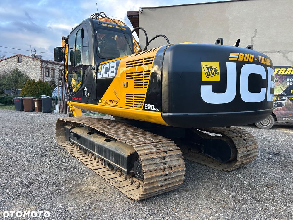 JCB JS220 - 8