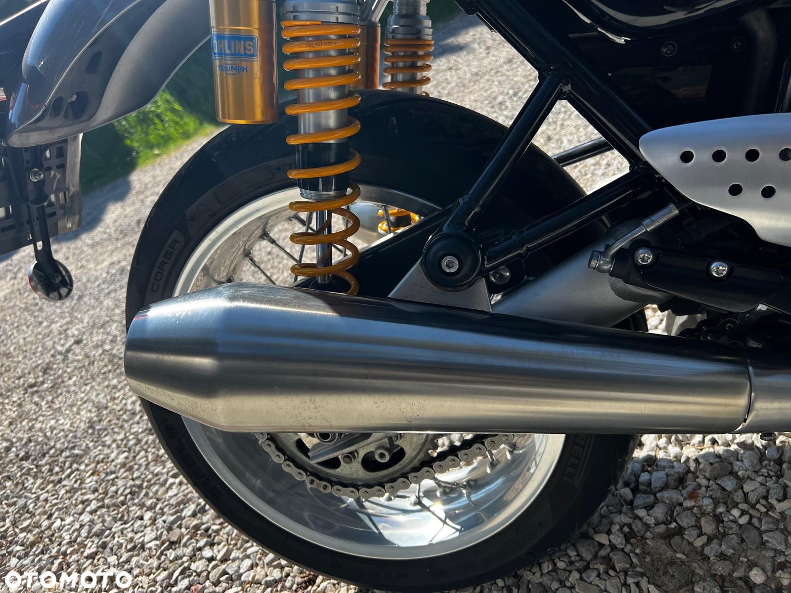 Triumph Thruxton - 13