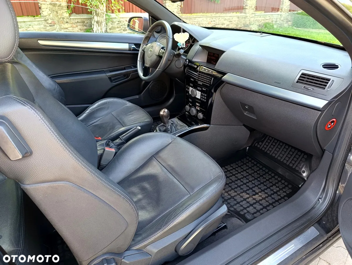 Opel Astra Twin Top 1.9 CDTI Cosmo - 22