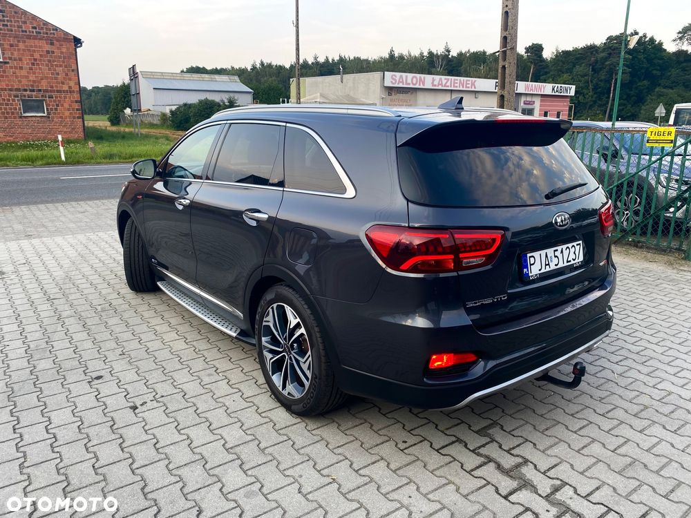 Kia Sorento - 4