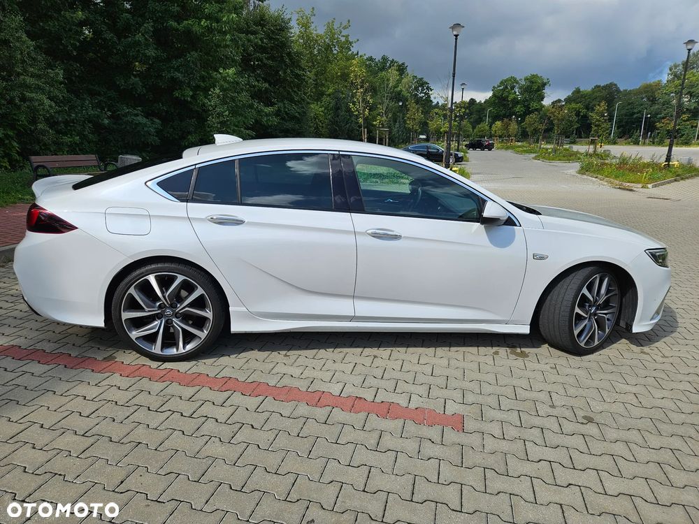Opel Insignia 2.0 BiTurbo D 4x4 Automatik GSI - 6