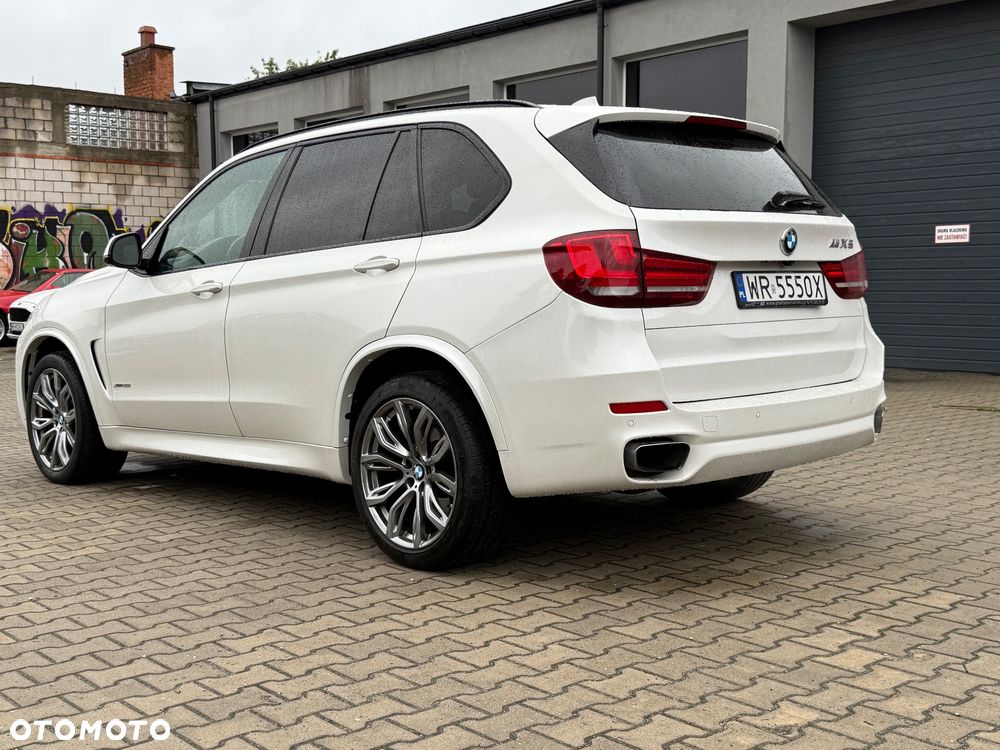 BMW X5 xDrive50i Sport-Aut - 12